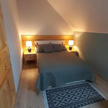 Bauernhof Zabi Skok Kepiny Male